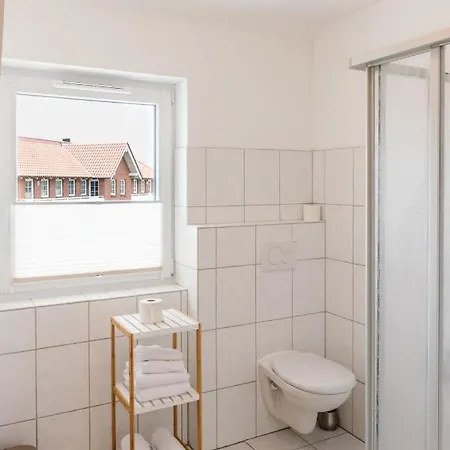 Straendhus *