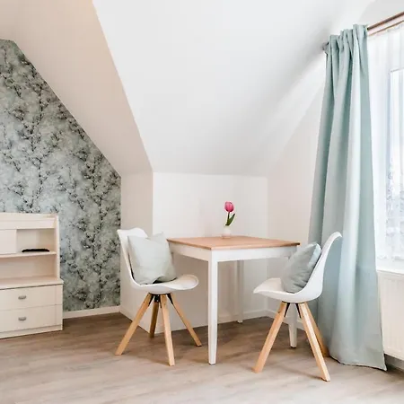 Straendhus *