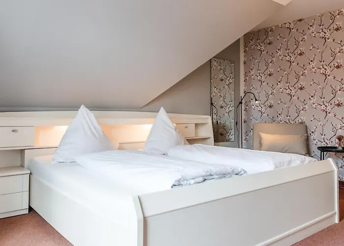 Guest house Straendhus 3*